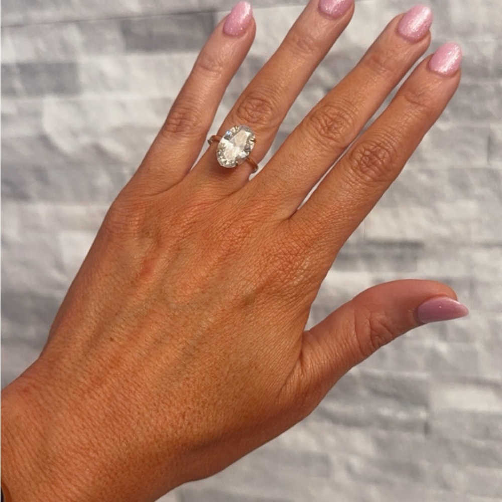 Hidden halo engagement ring 6 carat solitaire oval moissanite ring - Picture 6 of 9